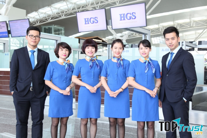 Thiết kế đồng phục Dũng Nguyễn