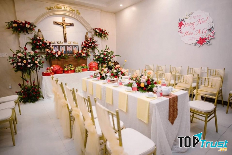 Dịch vụ trang trí tiệc cưới của Hiếu Nguyễn Wedding & Event