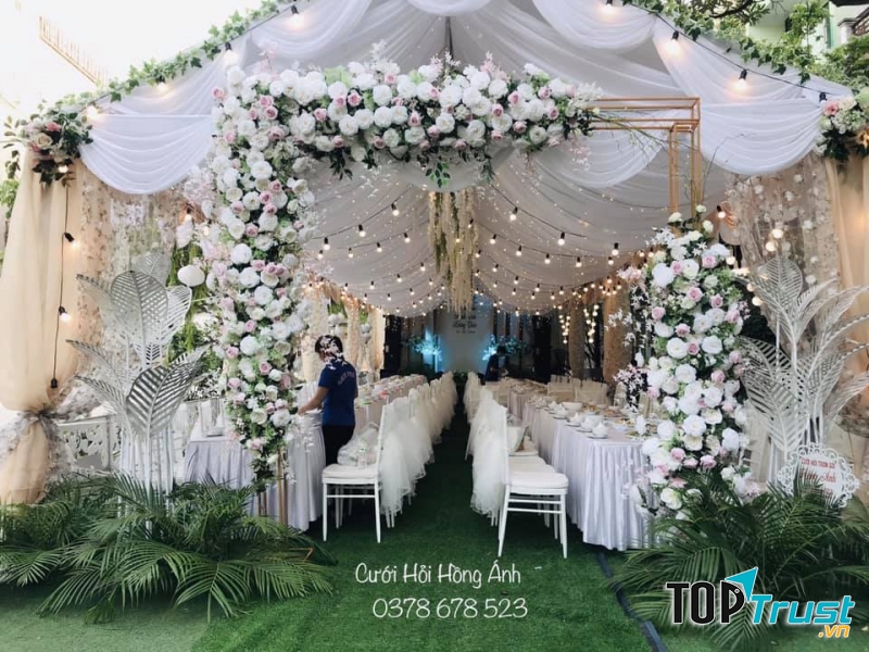 Dịch vụ trang trí tiệc cưới Hồng Ánh