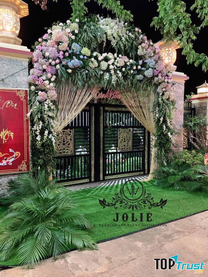 Dịch vụ trang trí tiệc cưới Jolie Wedding Pleiku