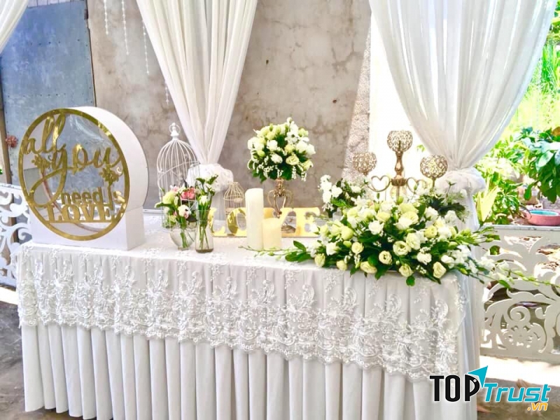 Dịch vụ trang trí tiệc cưới Kim Long