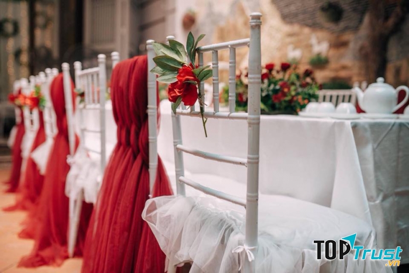 Dịch vụ trang trí tiệc cưới Nắng Wedding