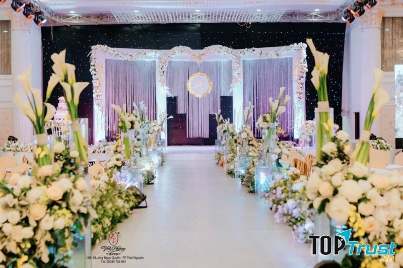 Dịch vụ trang trí tiệc cưới Nhà Rạp Việt Phượng Royal Palace