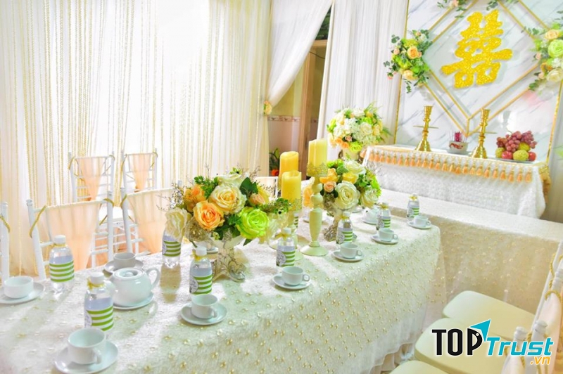 Dịch vụ trang trí tiệc cưới Nhàn Huỳnh
