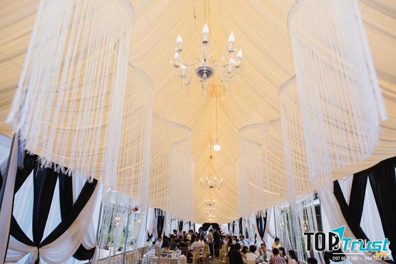 Dịch vụ trang trí tiệc cưới Ni Phong