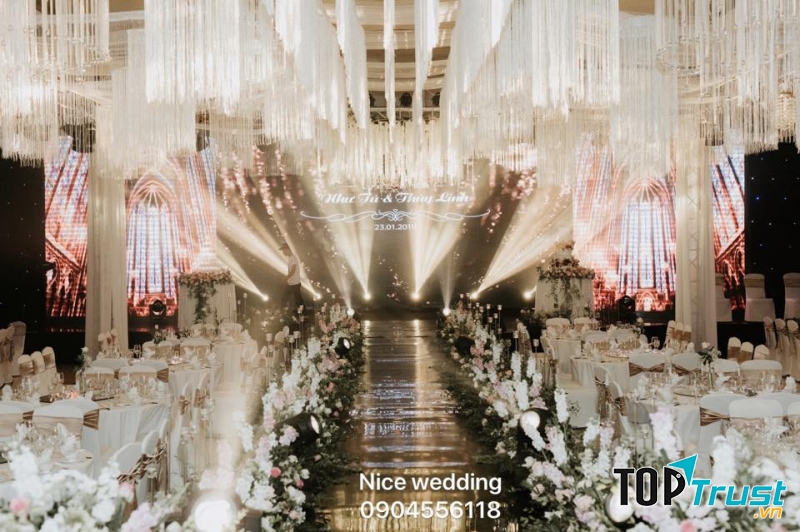 Dịch vụ trang trí tiệc cưới Nice Wedding Planner