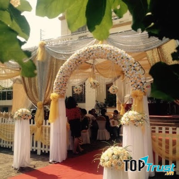 Dịch vụ trang trí tiệc cưới Rạp Cưới Hương Chiến