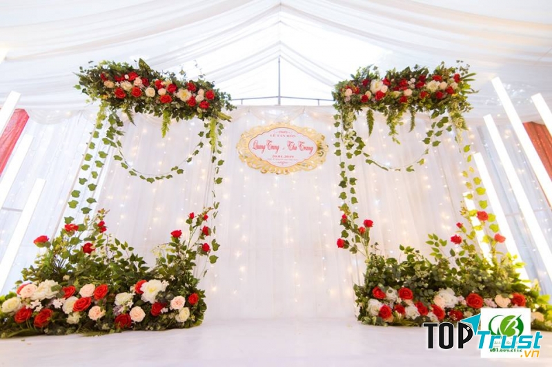 Dịch vụ trang trí tiệc cưới - Rạp đẹp Quý Biên