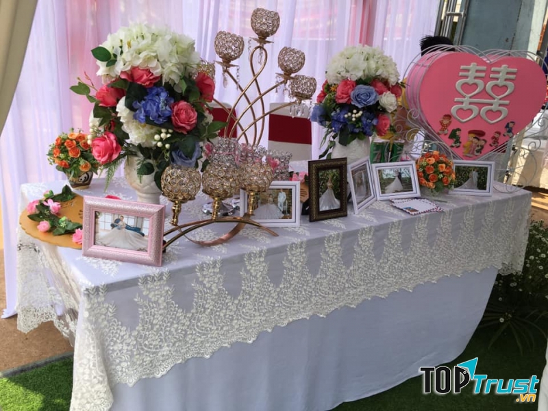 Dịch vụ trang trí tiệc cưới Thanh Hương