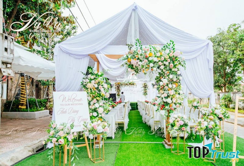 Dịch vụ trang trí tiệc cưới VyVY Wedding & Flowers.