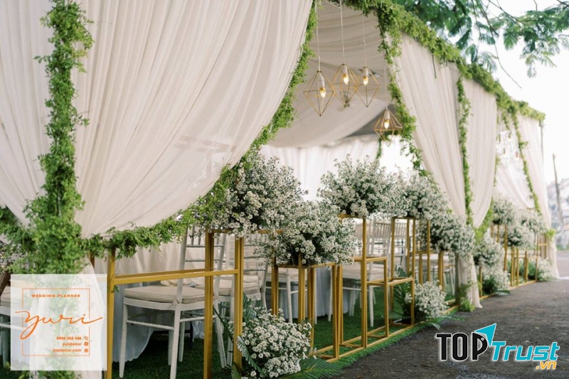 Dịch vụ trang trí tiệc cưới Yuri Decor