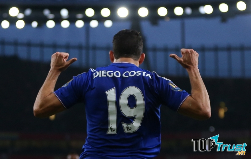Diego Costa luôn là nỗi ám ảnh với các hàng phòng ngự