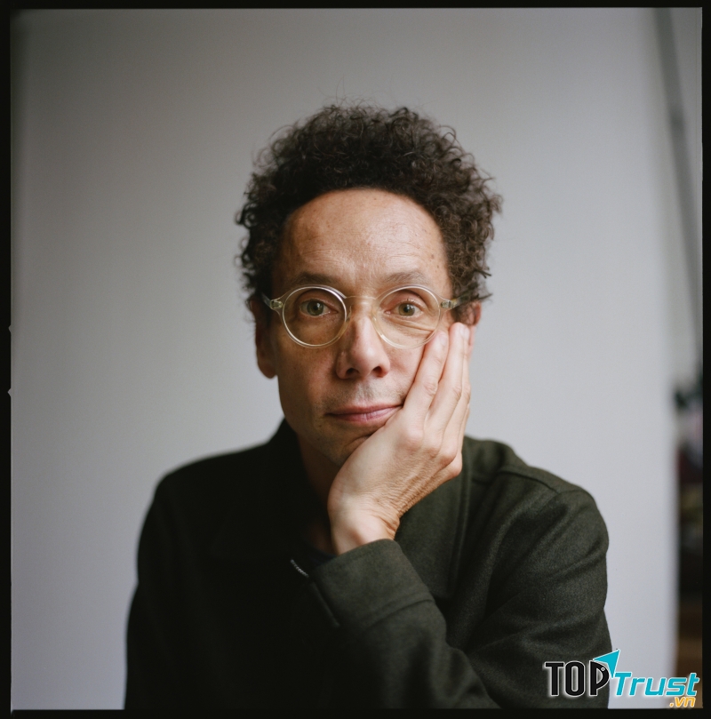 Tác giả Malcolm Gladwell