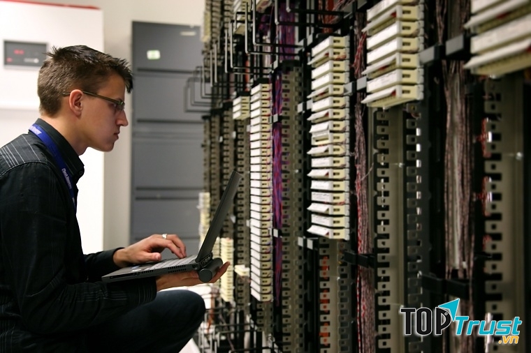 Ngành điện tử luôn cần thiết trong quá trình CNH - HĐH của nước ta