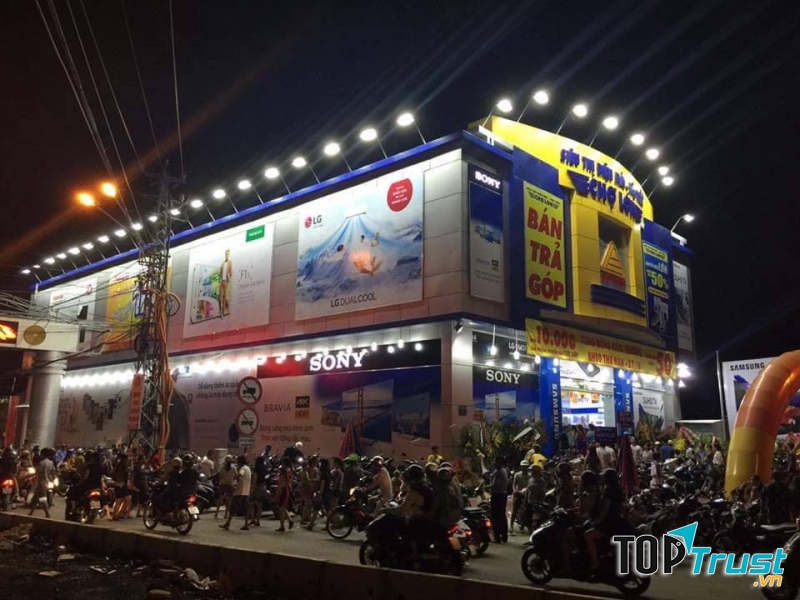 Siêu thị điện máy chợ lớn