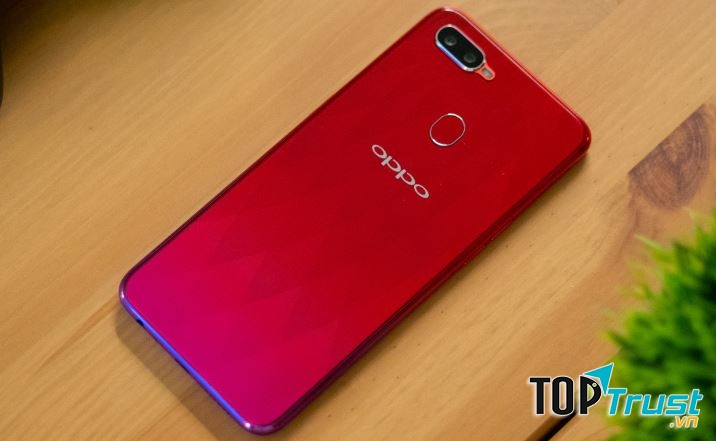 OPPO F9