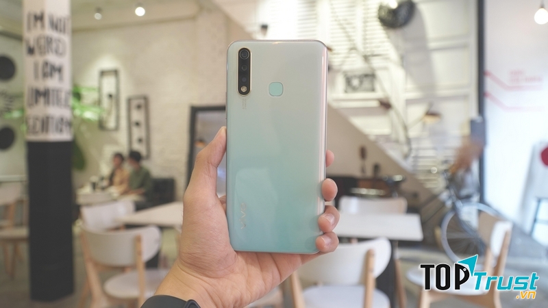 Điện thoại Vivo Y19