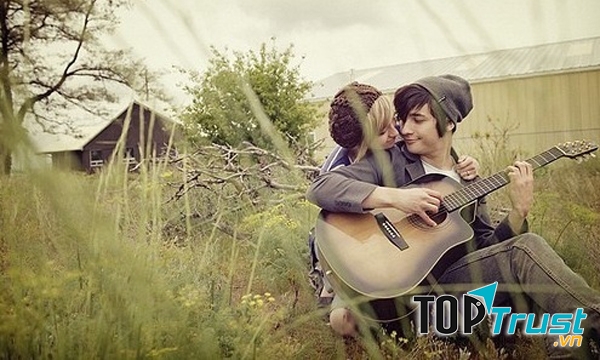 Người đàn ông yêu bạn sẽ bên bạn