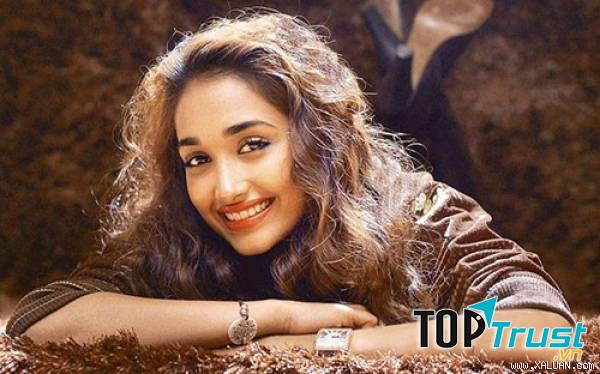 Con gái cười khi bên mình có người đàn ông xứng đáng