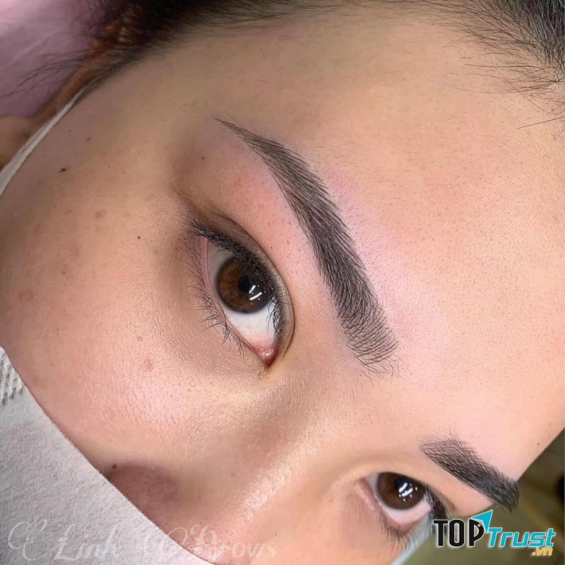 Điêu Khắc Chân Mày - Linh Brows