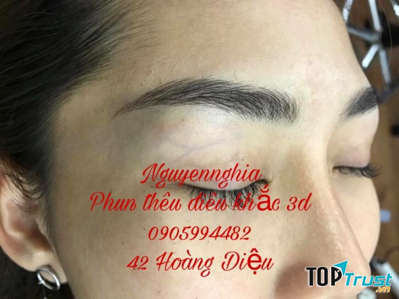 Điêu khắc chân mày - Nguyễn Nghĩa