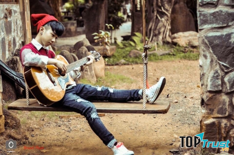 Hình ảnh từ facebook Ry Quốc Thịnh