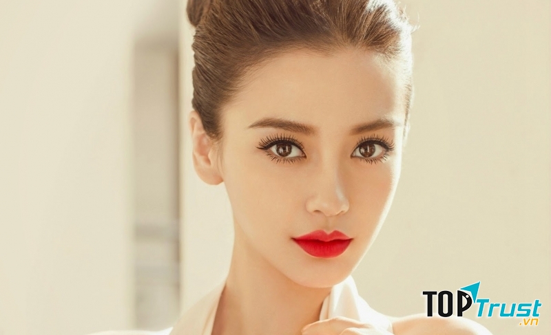 Mắt đẹp, mắt khỏe là nhờ lông mày đó!