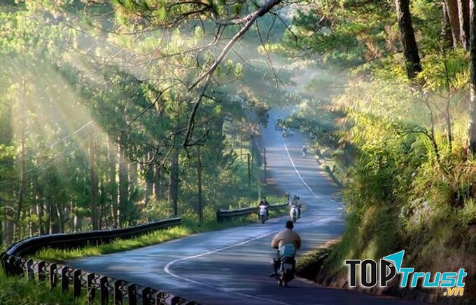 Một đoạn đường đèo