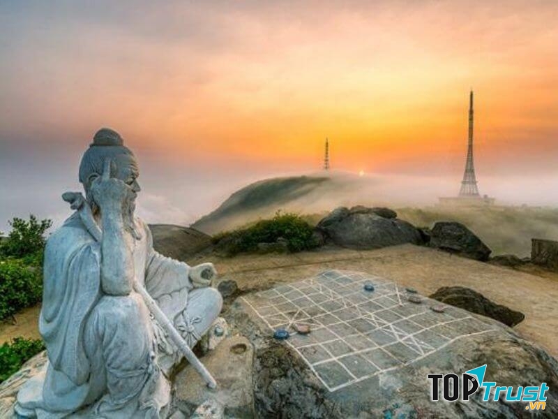 Đỉnh Bàn Cờ
