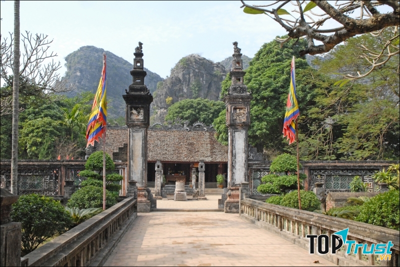 Đền thờ Đinh Bộ Lĩnh tại Hoa Lư Ninh Bình