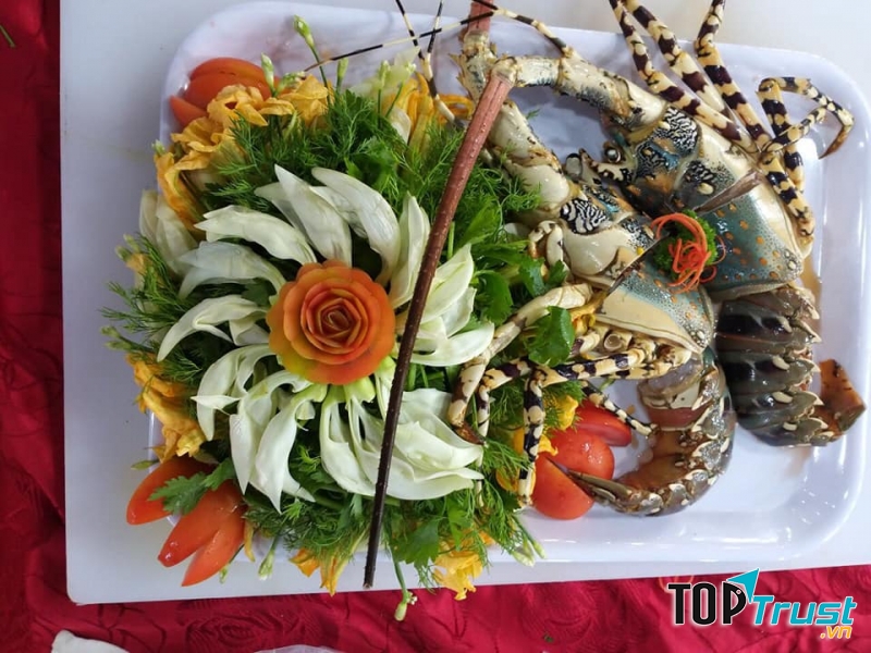 Đình Gia Quán - Hải sản & Gà Chỉ