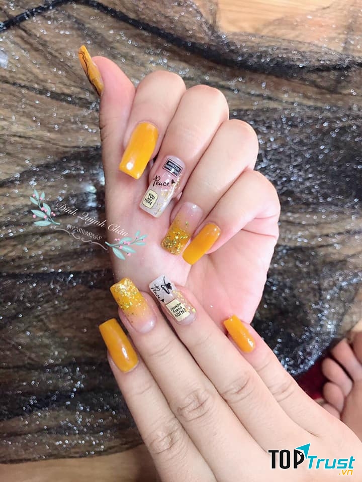 Đinh Quỳnh Châu Nail cũng sẽ là một sự lựa chọn tuyệt vời dành cho bạn nếu muốn thay đổi bộ móng của mình