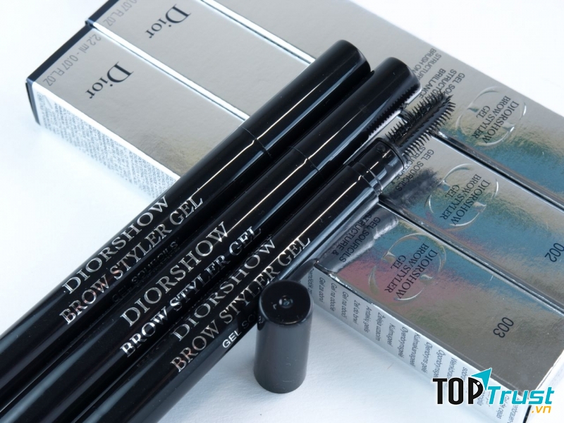 Kẻ lông mày Diorshow Brow Styler Gel – đừng dùng, sẽ nghiện đấy!