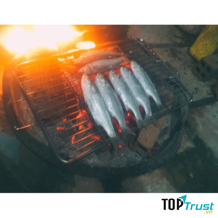 Cá đối nướng - 30.000 đồng /1kg cá tươi về tự nướng