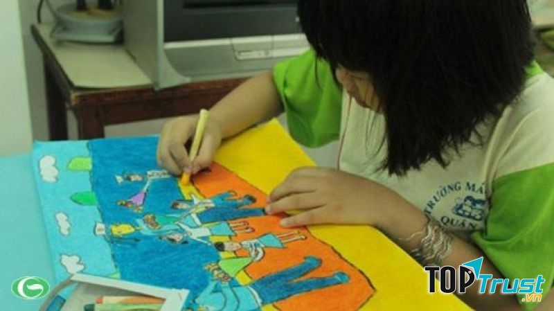 Đồ chơi mĩ thuật tăng tính sáng tạo.