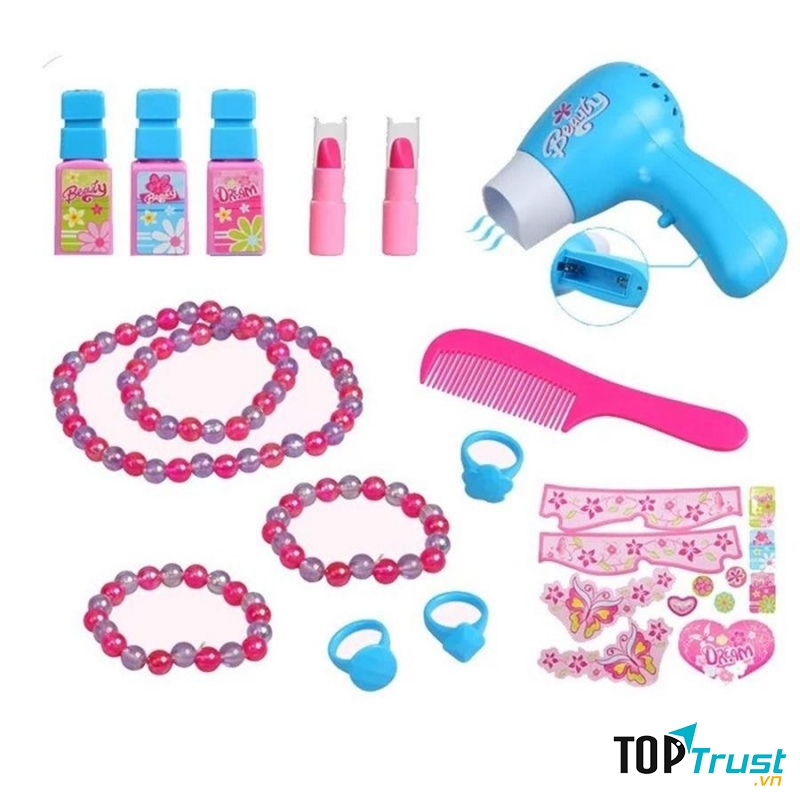 Các mẹ nên chú ý khi chọn mua bộ đồ chơi trang điểm cho bé gái.