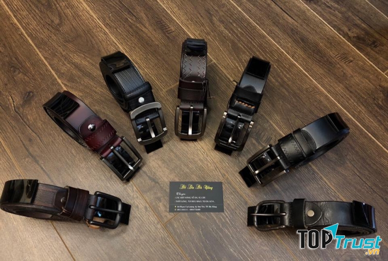 Chất liệu da thật 100%