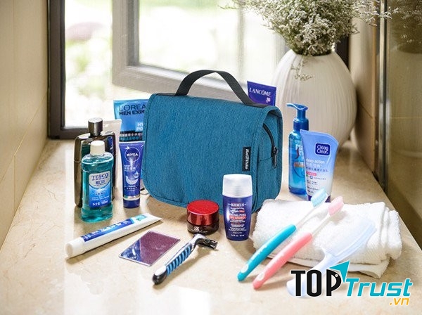 Đồ dùng vệ sinh cá nhân đi du lịch biển