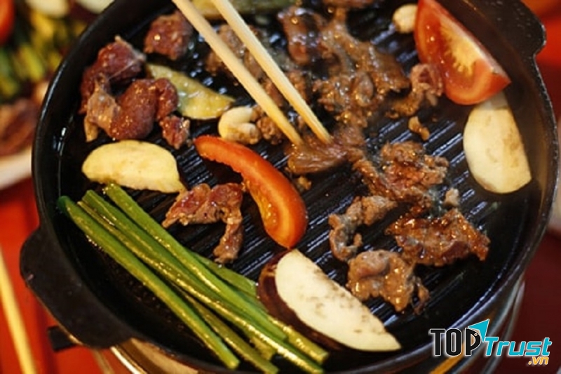 Nầm nướng rau củ