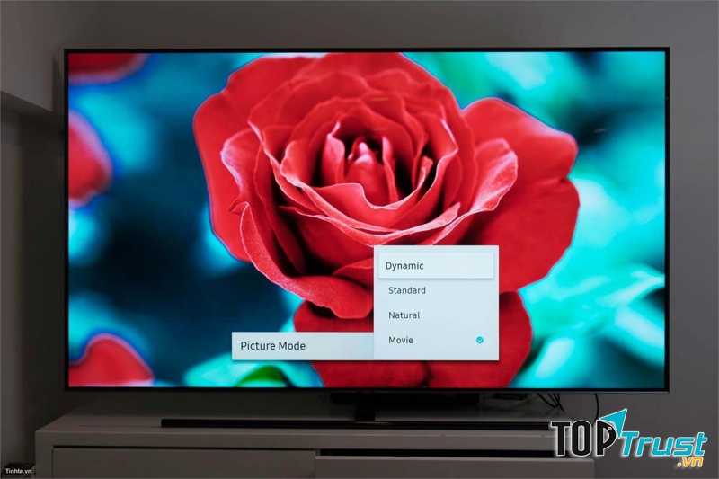 Độ phân giải càng cao thì Smart TV hiển thị hình ảnh càng sắc nét.