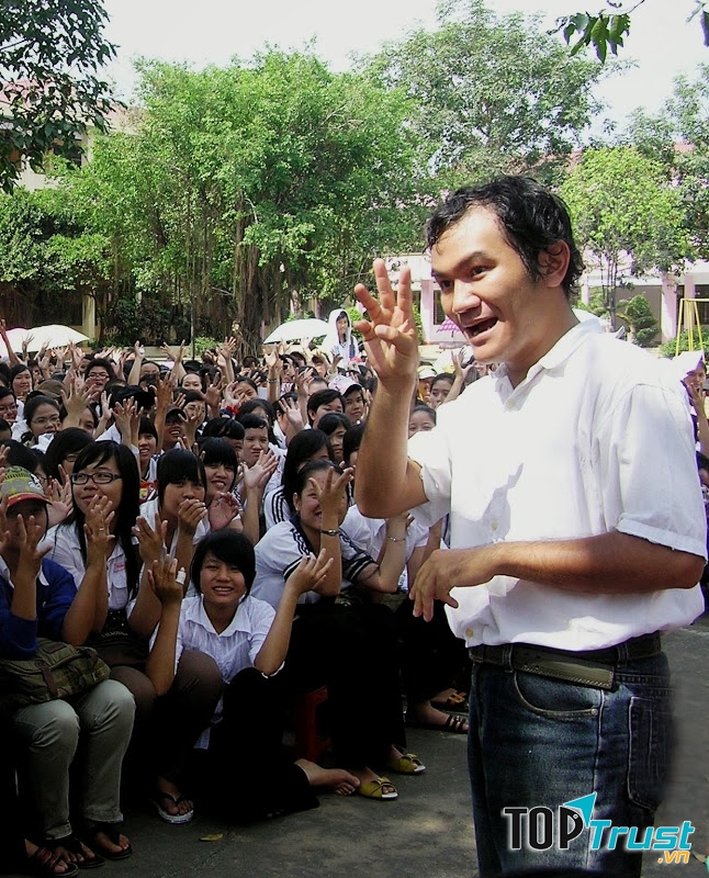 Đoàn Phạm Khiêm – Người soạn từ điển cho trẻ câm điếc