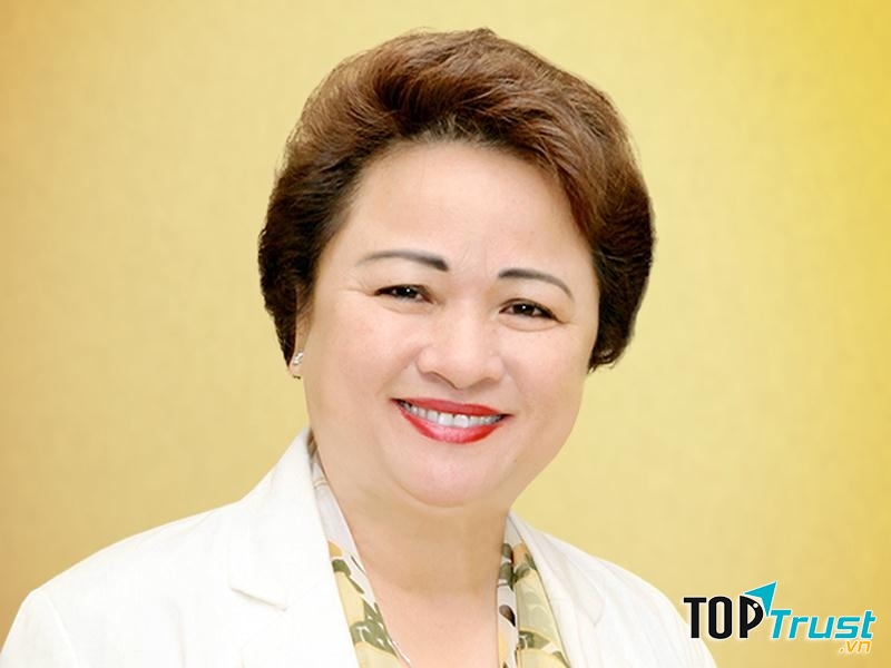 Mặc dù bận rộn nhưng bà Nguyễn Thị Nga vần luôn là người phụ nữ của gia đình