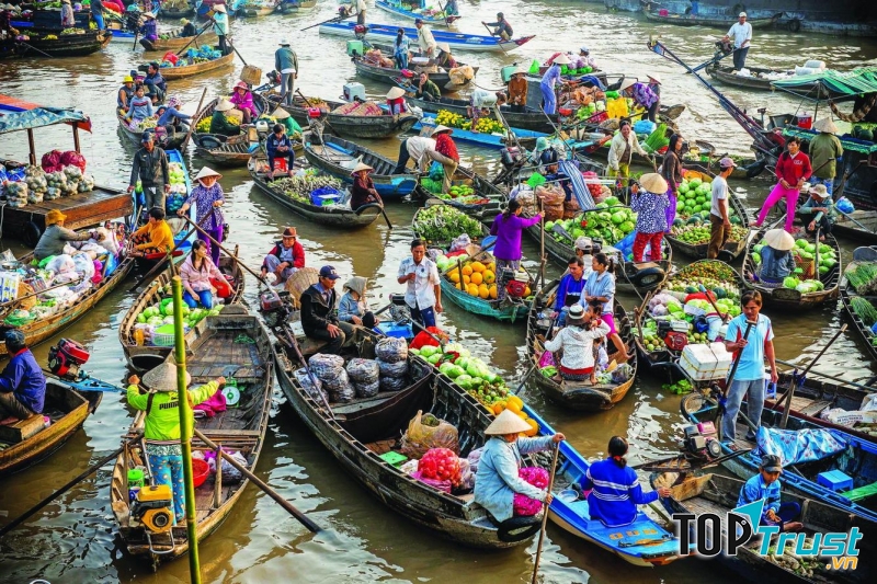 Chợ nổi miền Tây