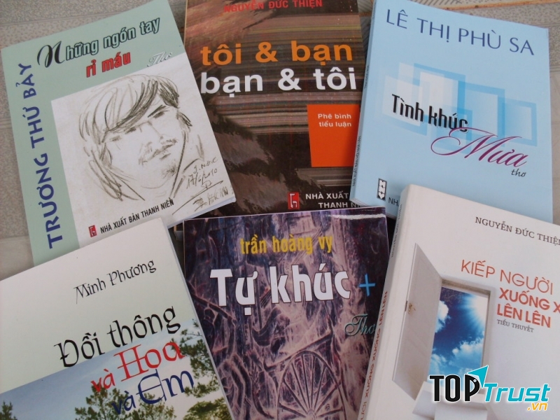 Đọc nhiều loại sách khác nhau cũng giúp ích cho bài văn của bạn có chiều sâu, đa dạng kiến thức hơn