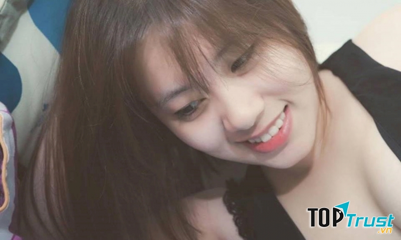 Đôi khi lạnh lùng cố tỏ ra không quan tâm bạn