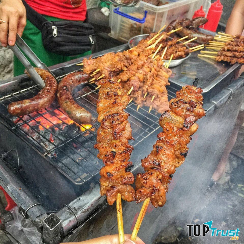 Dồi sụn nướng Định Công