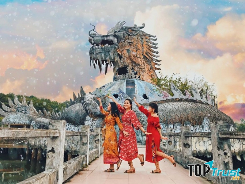 Cảnh đẹp Hồ Thủy Tiên