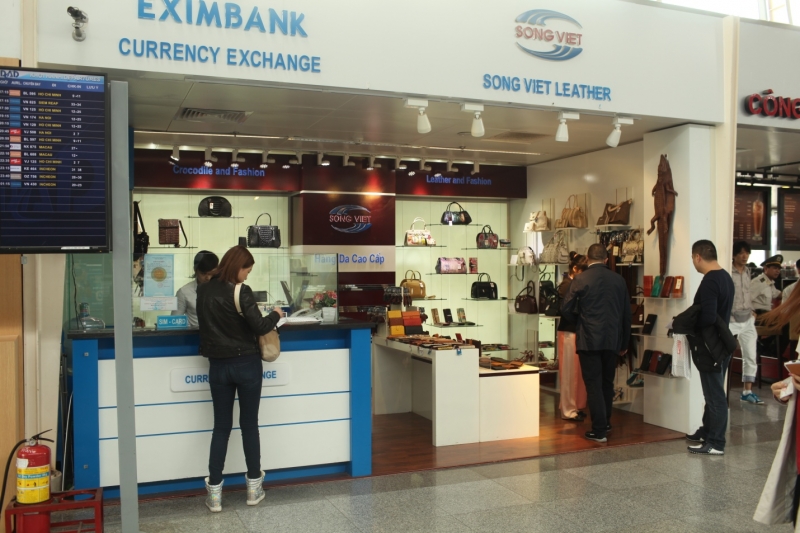 Đổi tiền ở sân bay chỉ nên là lựa chọn khẩn cấp khi đi du lịch (Nguồn: Sưu tầm)