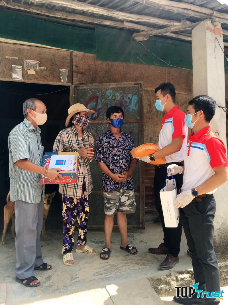 Đối tượng bảo trợ xã hội