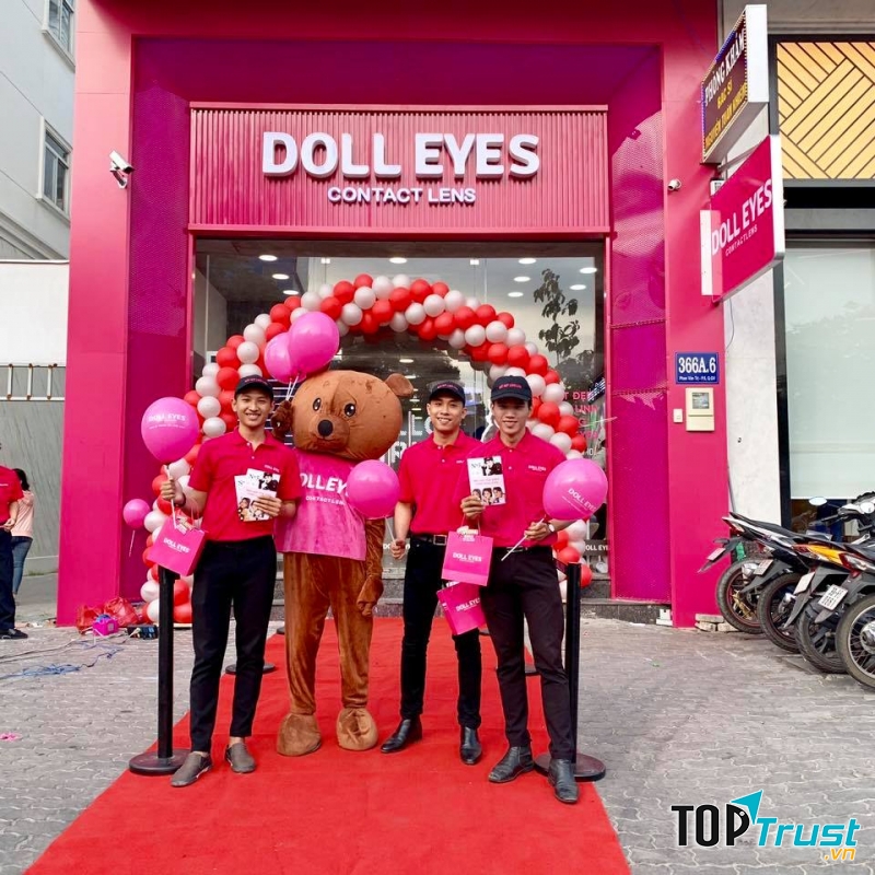 DOLL EYES